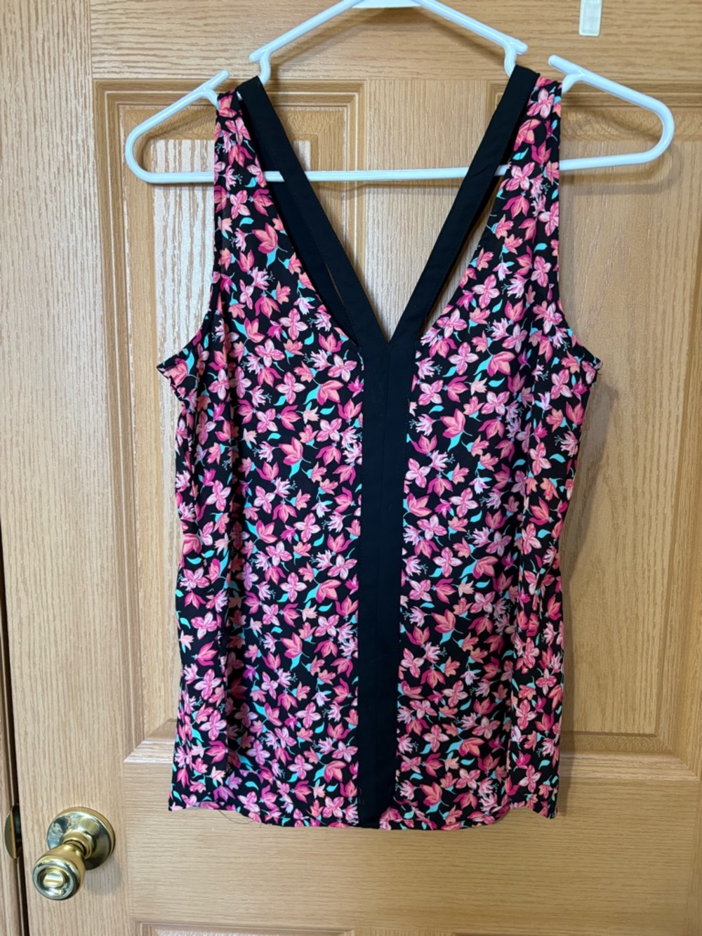 Candie’s Sleeveless V-Neck Floral Tank Top - Pink on Black